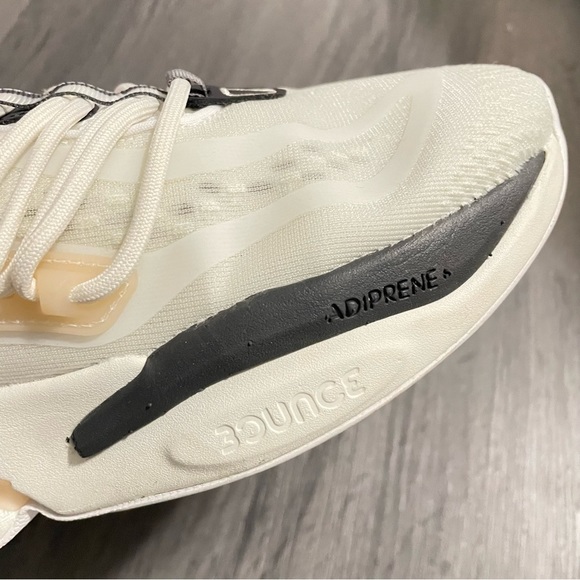 Sold - Adidas Alphaboost V1 2022 Running Shoes Unisex (Men’s size 6) - Picture 16 of 16